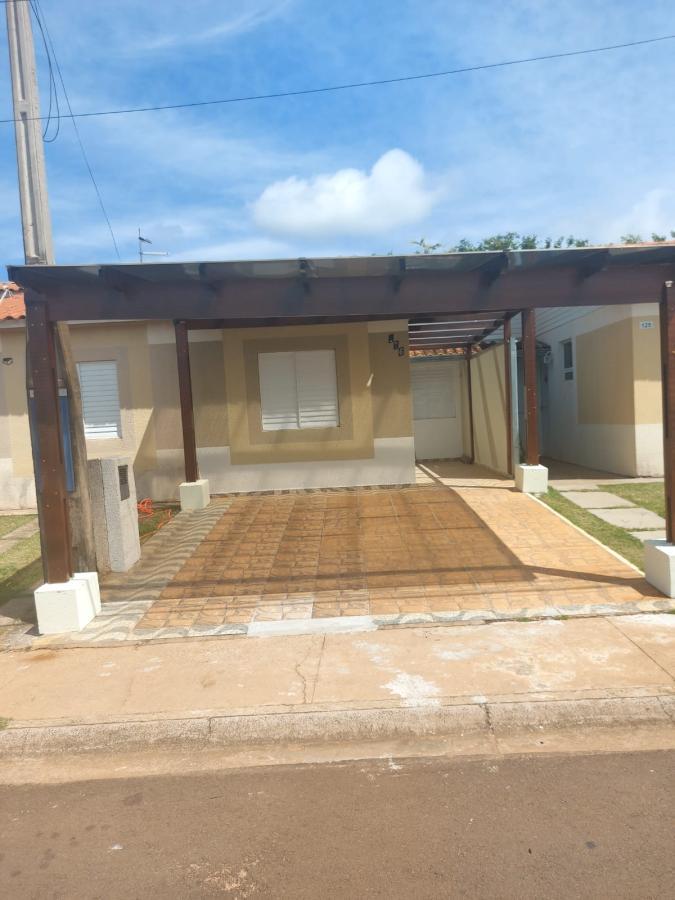 Casa de Condomínio à venda com 3 quartos, 100m² - Foto 1