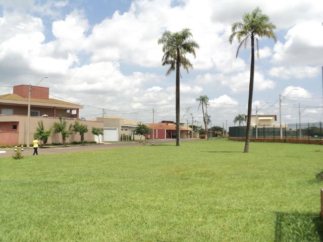 Casa de Condomínio à venda com 3 quartos, 496m² - Foto 3