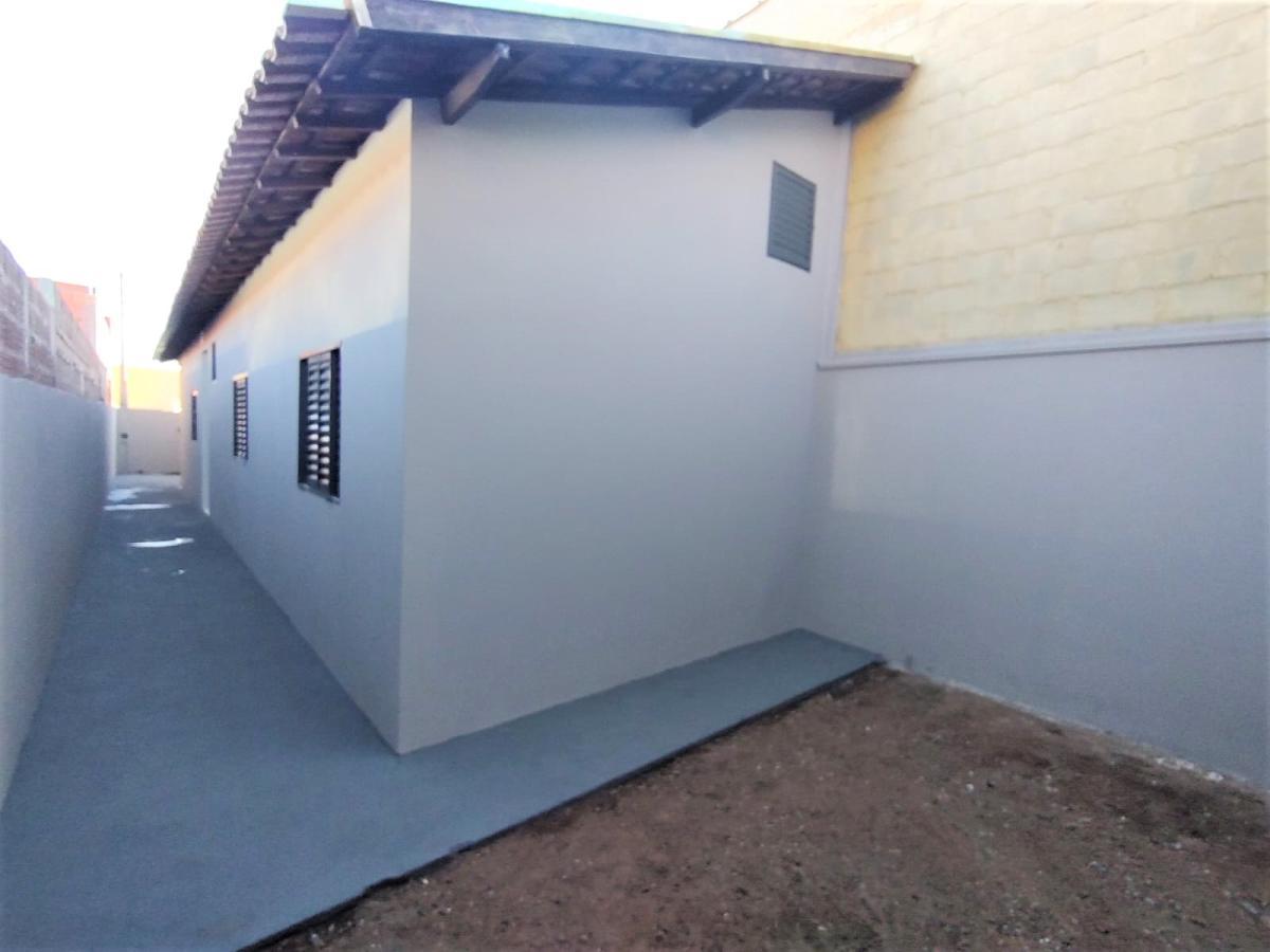 Casa à venda com 2 quartos, 125m² - Foto 4