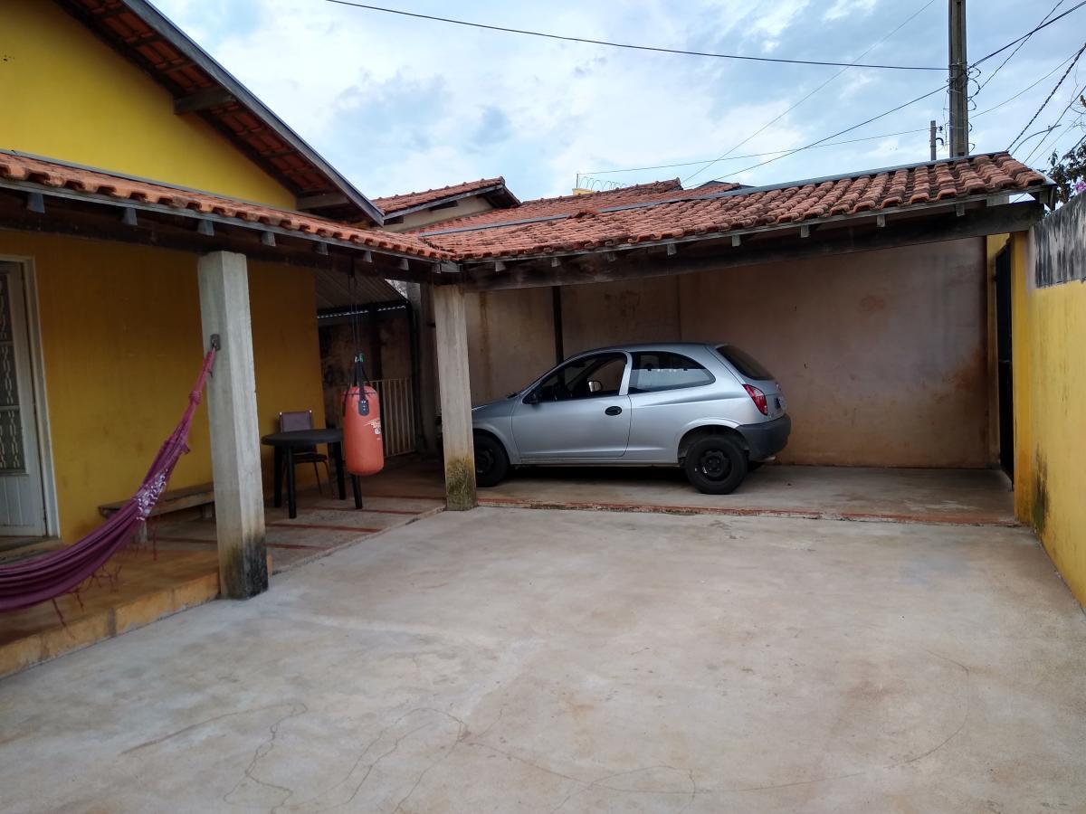 Casa à venda com 1 quarto, 275m² - Foto 3