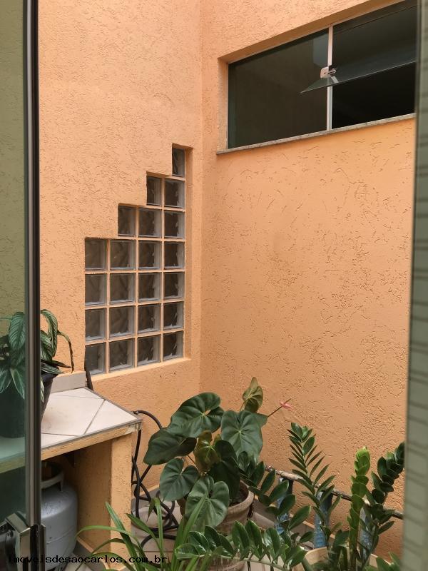 Casa à venda com 4 quartos, 250m² - Foto 10