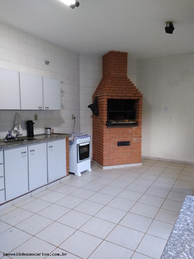 Casa à venda com 2 quartos, 340m² - Foto 25