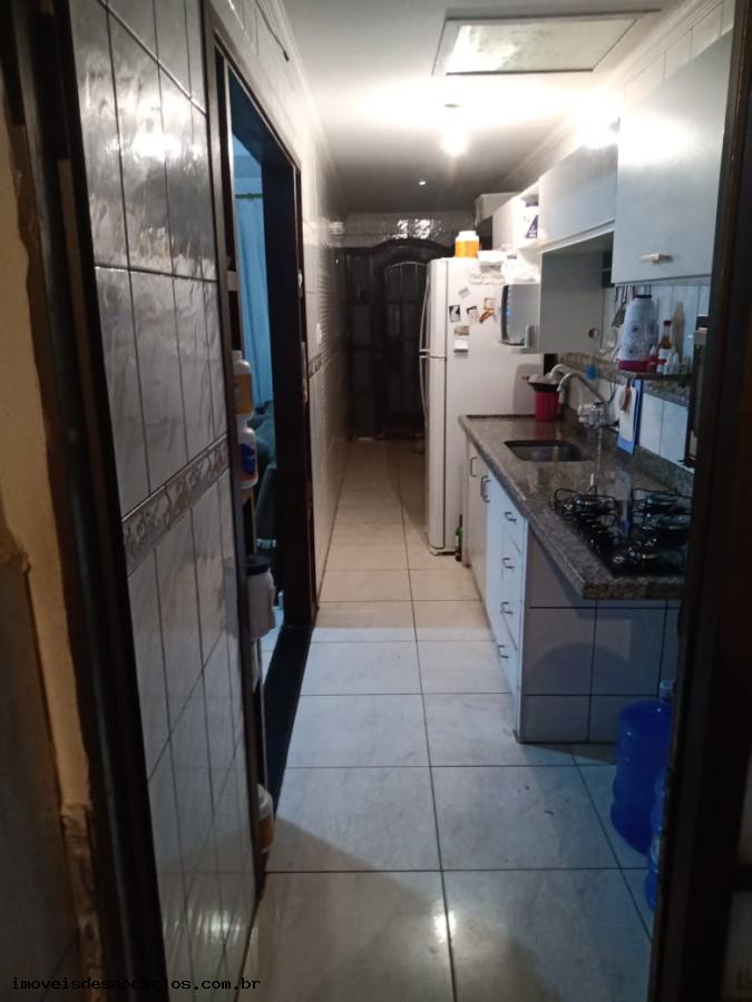 Sobrado à venda com 6 quartos, 200m² - Foto 12