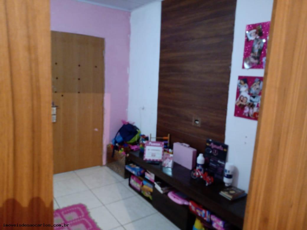 Sobrado à venda com 6 quartos, 200m² - Foto 33