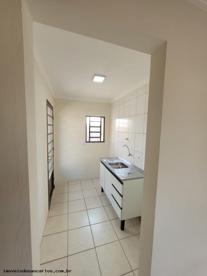 Casa à venda com 2 quartos, 200m² - Foto 14