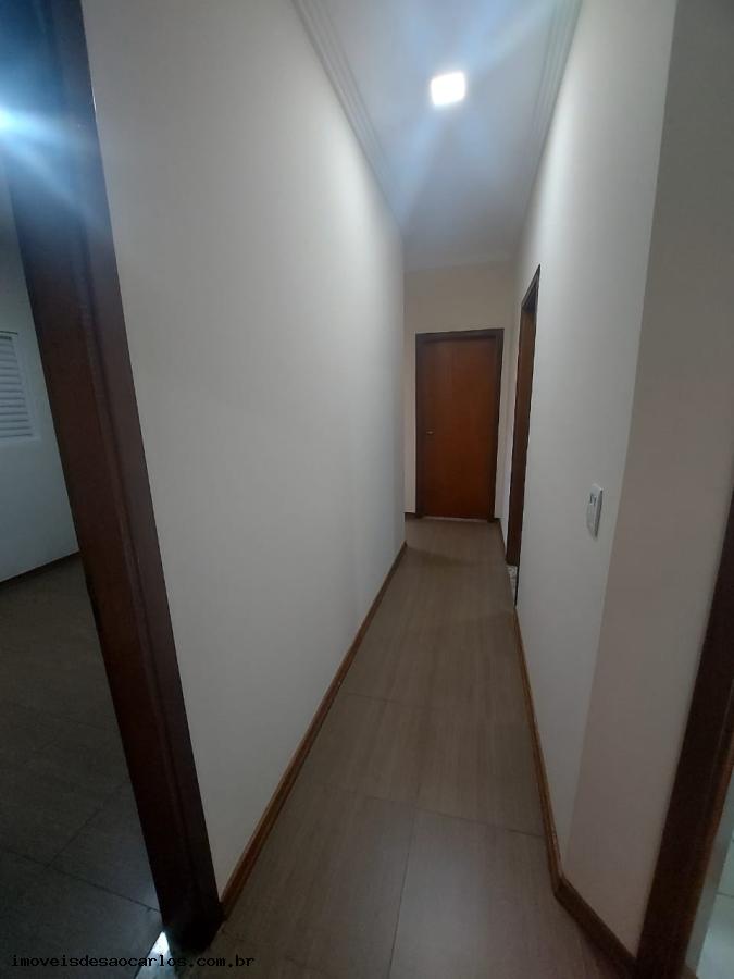 Casa à venda com 3 quartos, 250m² - Foto 6